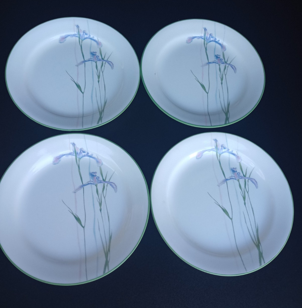 Lot of 4 Corelle SHADOW IRIS Pattern Bread/Side/Dessert Plates 7.25"